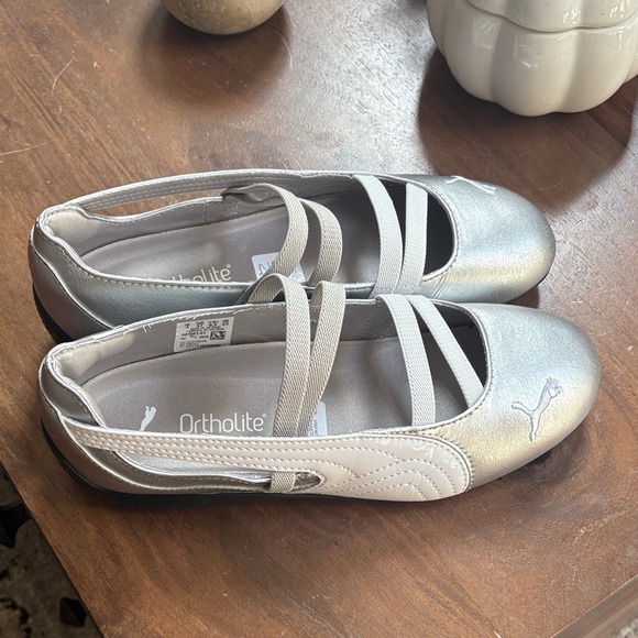 Puma Metallic Silver Ballet Flats - Picture 1 of 5